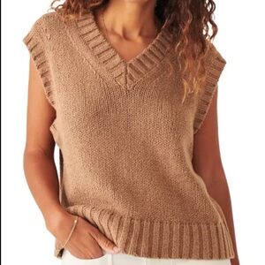 Faherty Sweater Vest In Falafel